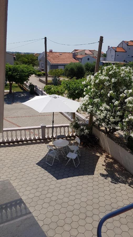 Kartini Apartment نين المظهر الخارجي الصورة